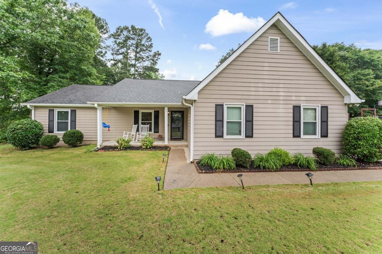 200 Pine Tree Lane McDonough - 1