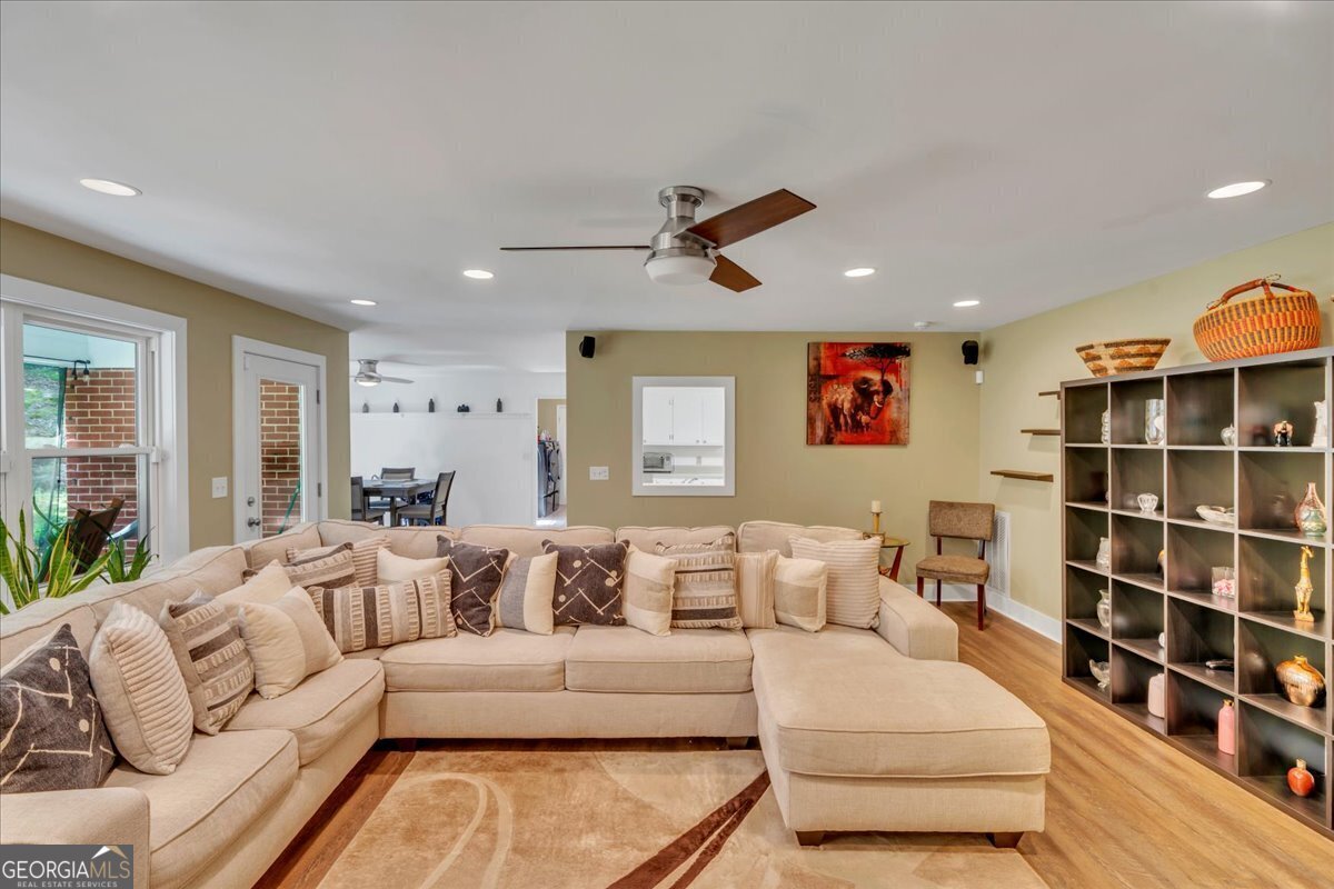 7234 Neal Drive Macon - 11