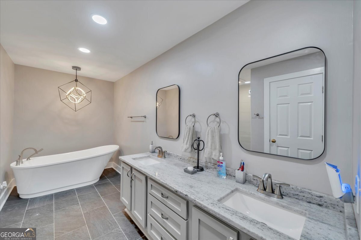 7234 Neal Drive Macon - 26