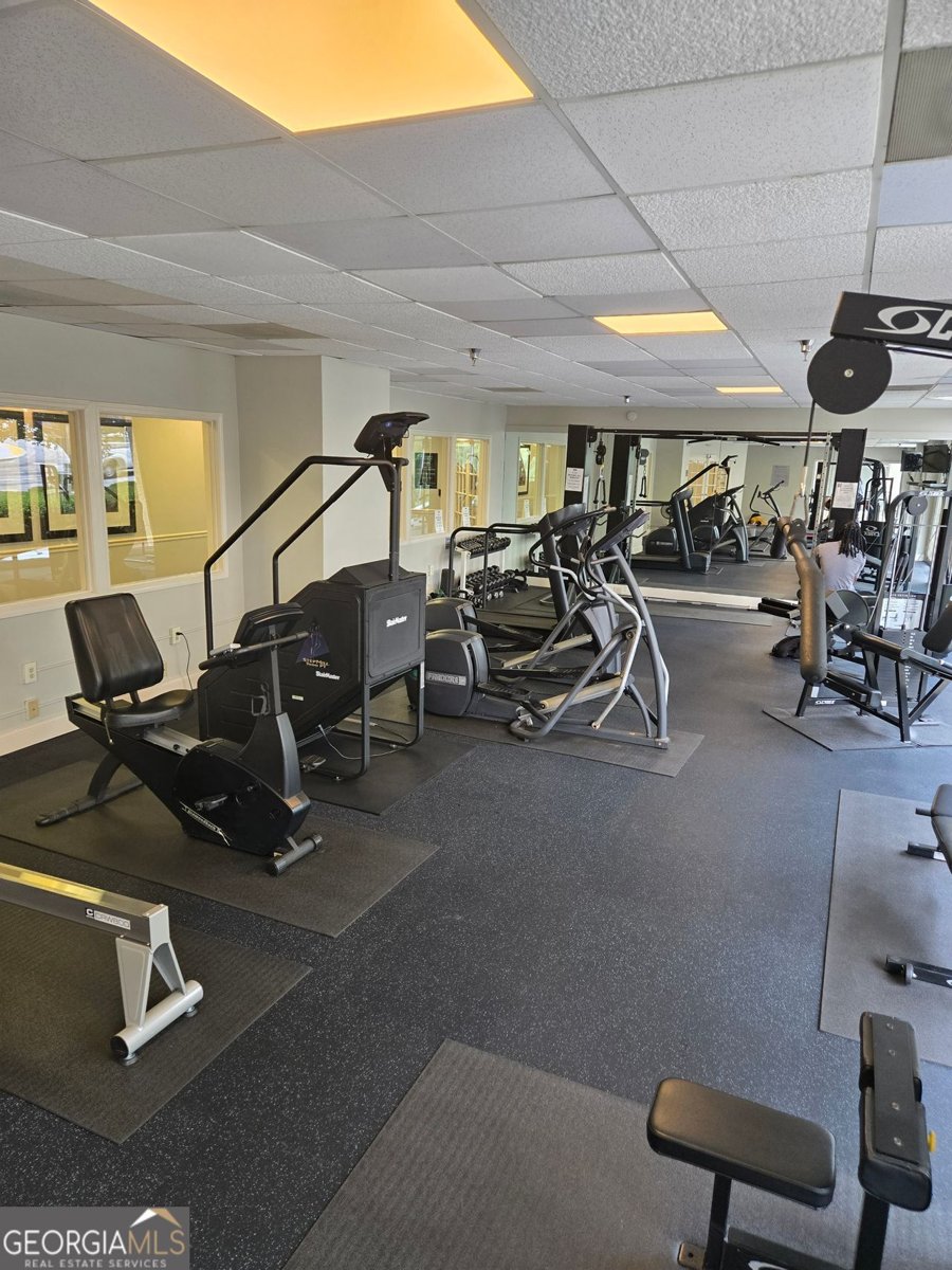 2479 PEACHTREE Road Atlanta - 14