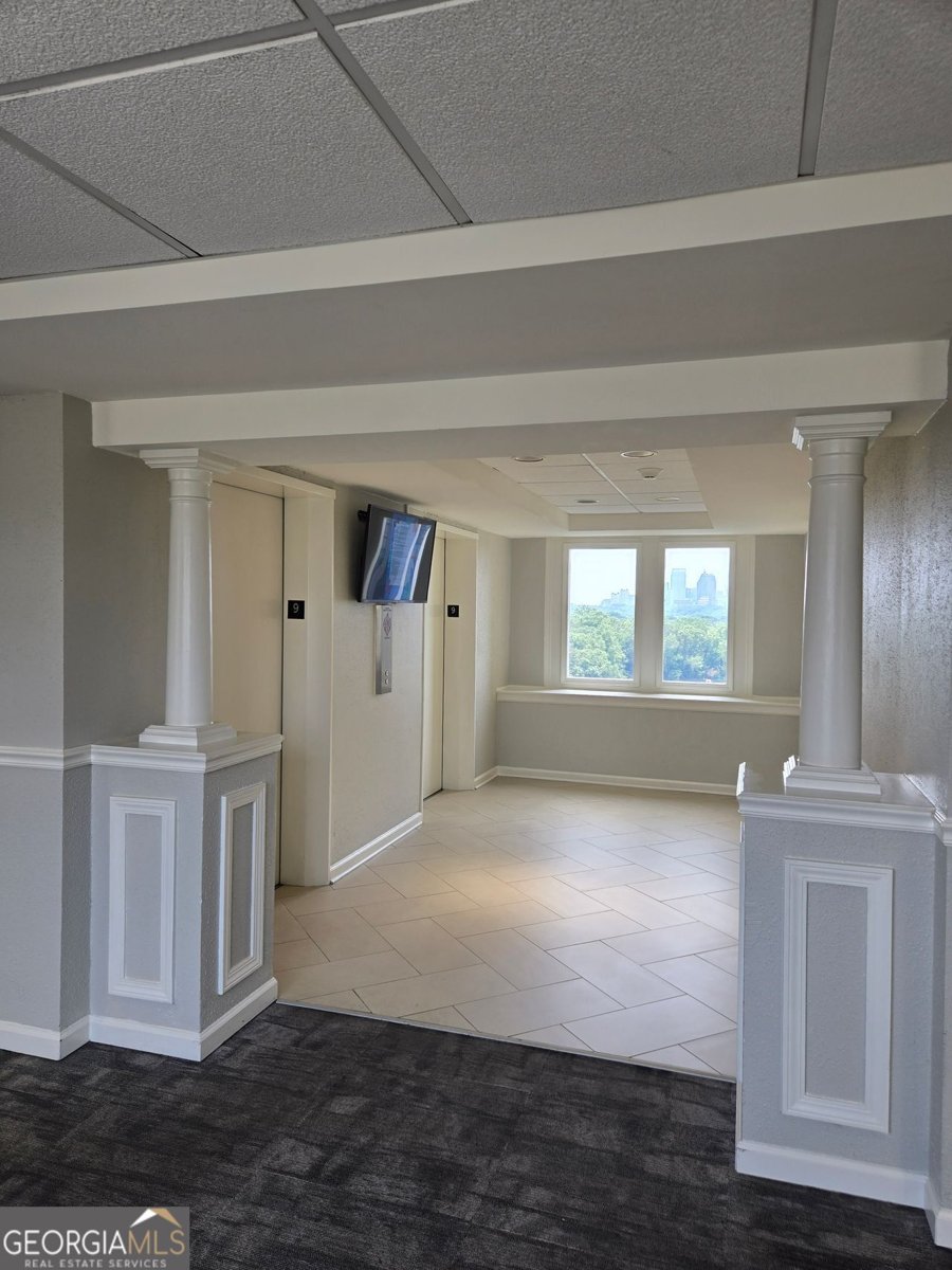 2479 PEACHTREE Road Atlanta - 17