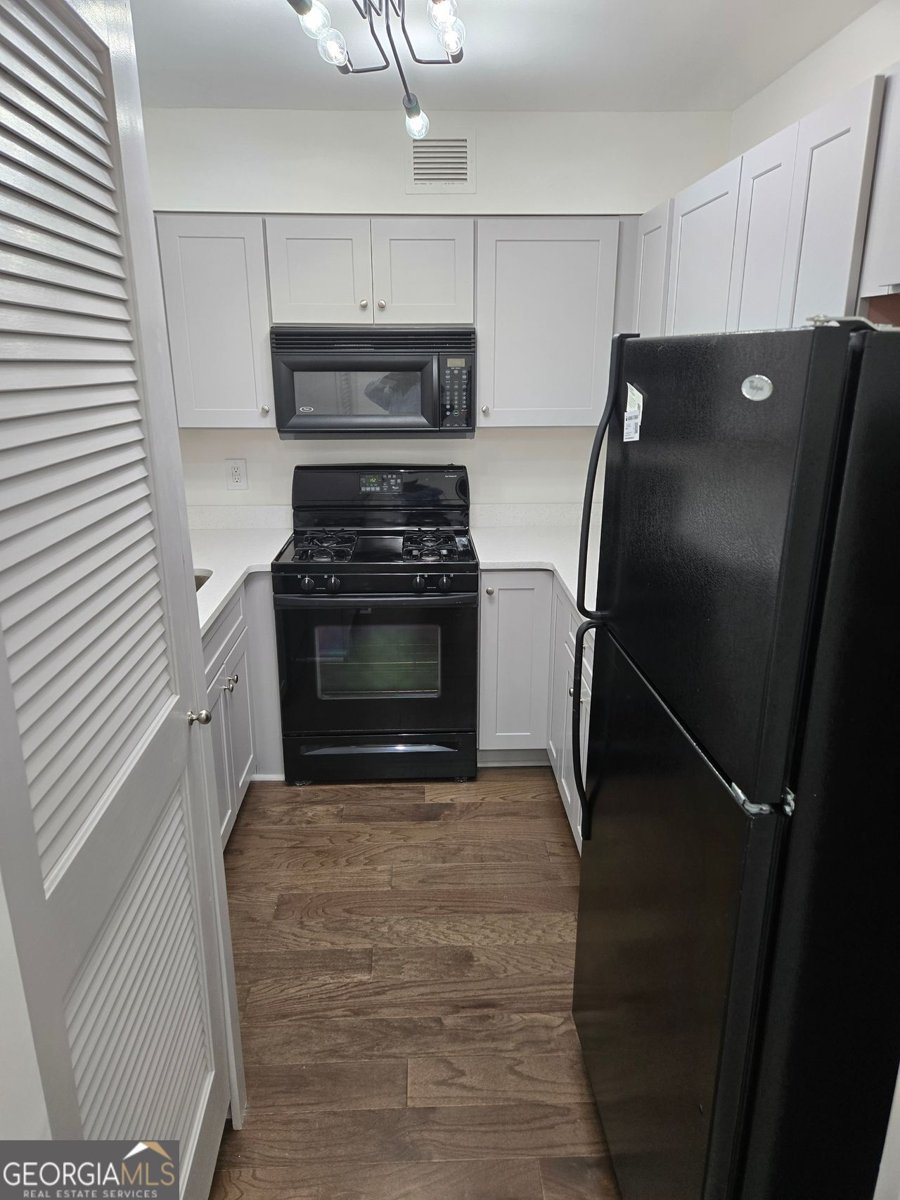2479 PEACHTREE Road Atlanta - 19