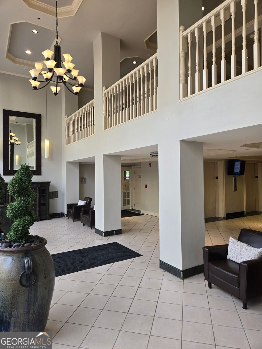 2479 PEACHTREE Road Atlanta - 23