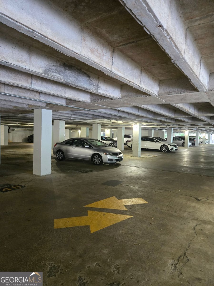 2479 PEACHTREE Road Atlanta - 28