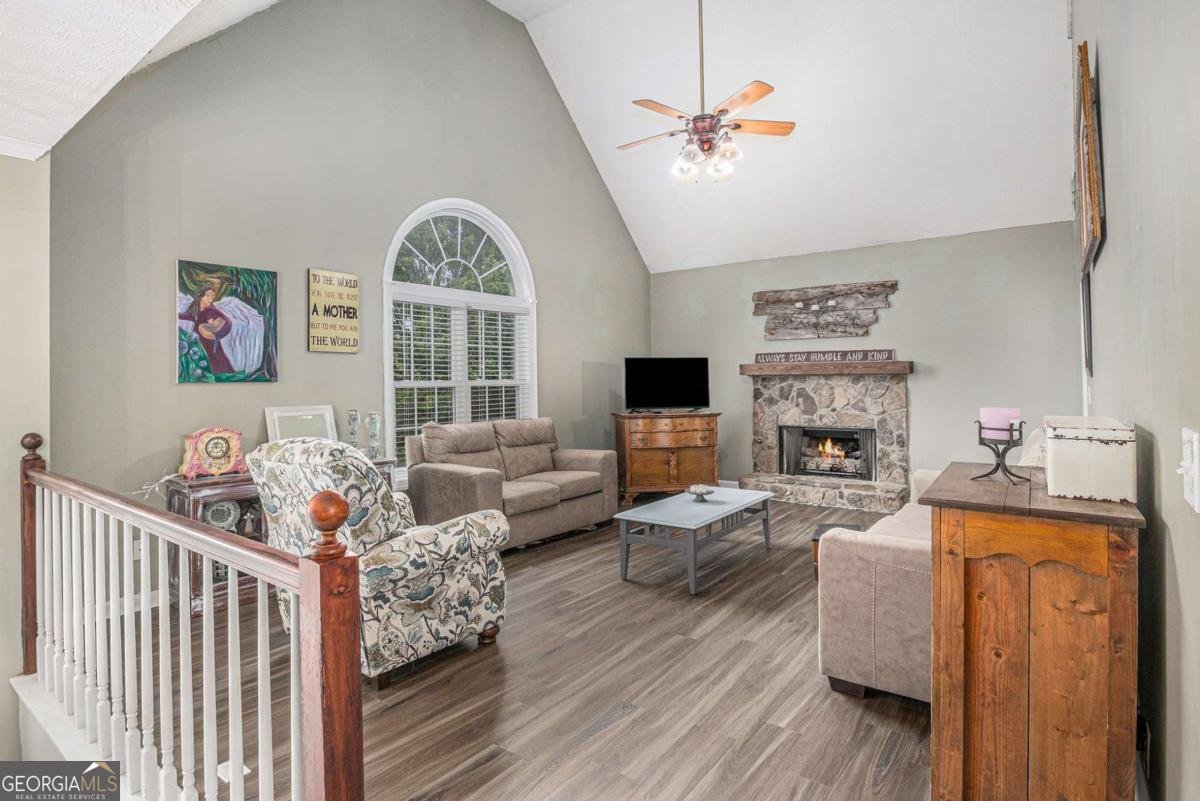 270 Meadow View Drive Grayson - 2