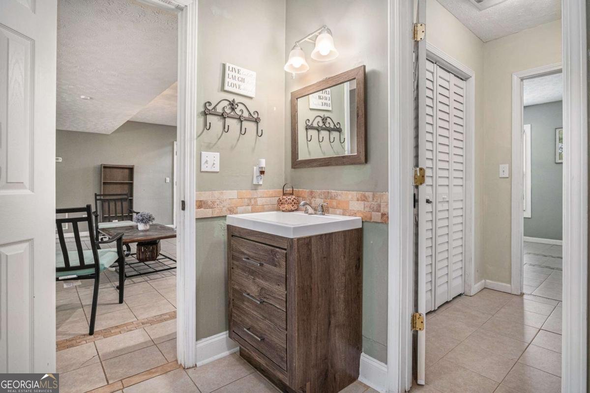 270 Meadow View Drive Grayson - 21