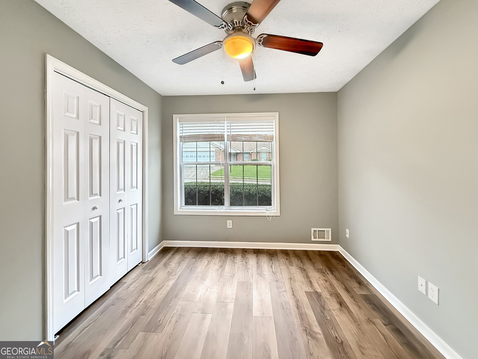 106 Oakwood Circle Stockbridge - 16