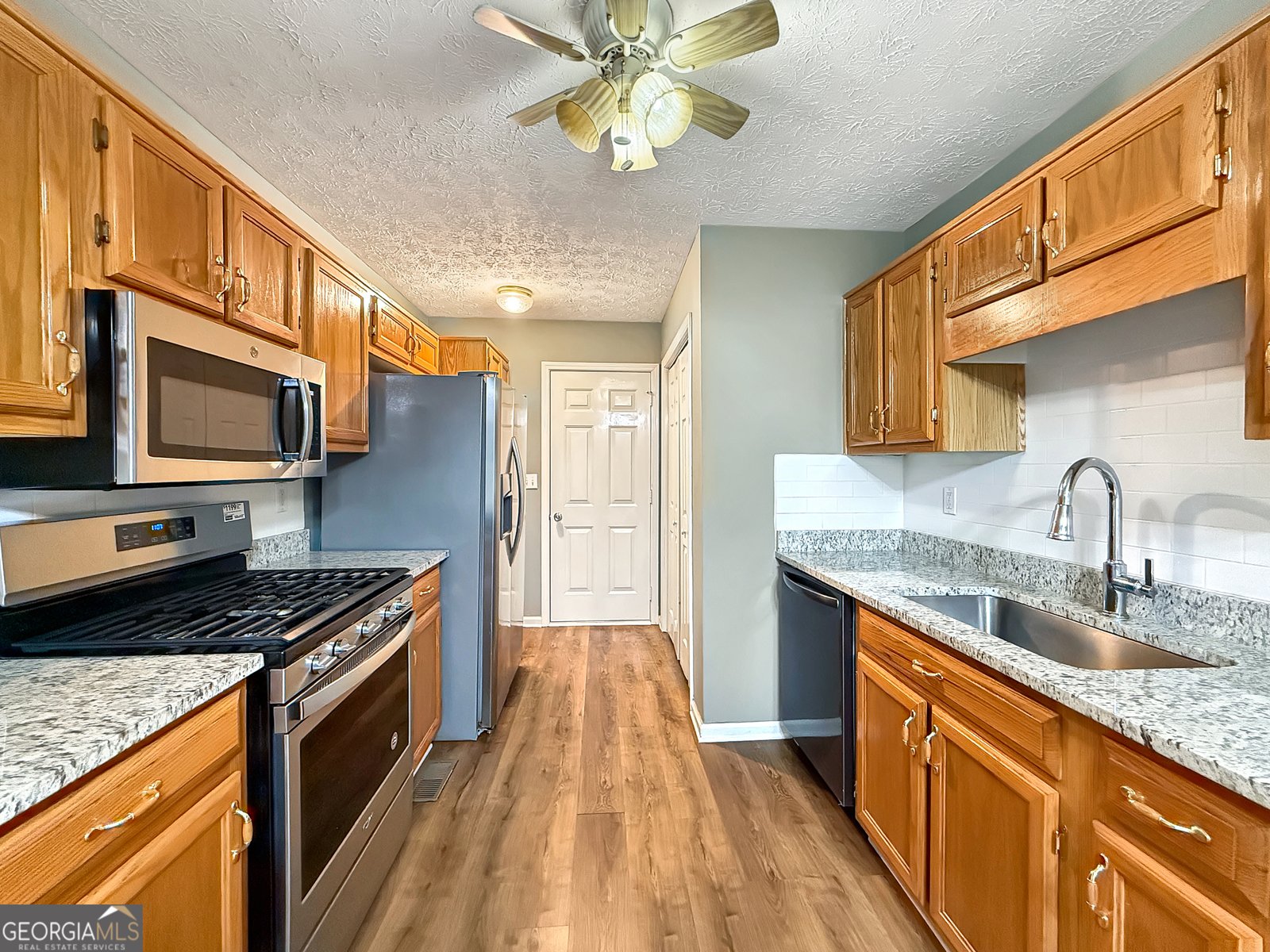 106 Oakwood Circle Stockbridge - 7