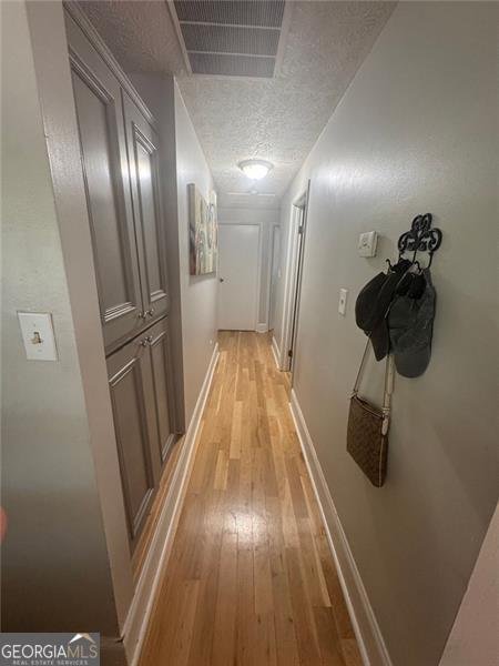 1425 PARKMONT Drive Roswell - 20