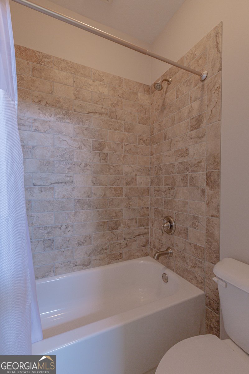 319 Beaconsfield Drive Sharpsburg - 43