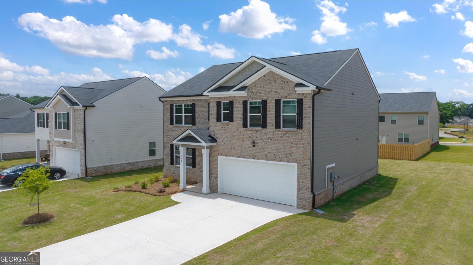 628 Whitman Lane Stockbridge - 1