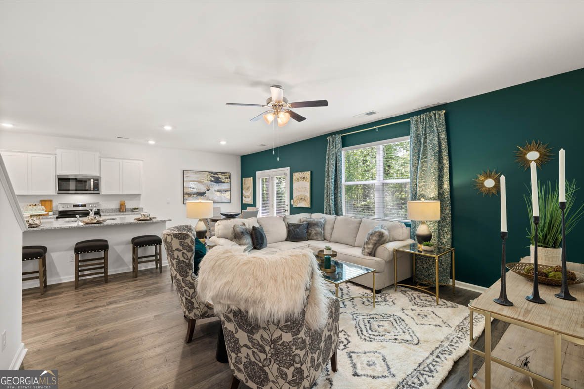 628 Whitman Lane Stockbridge - 55