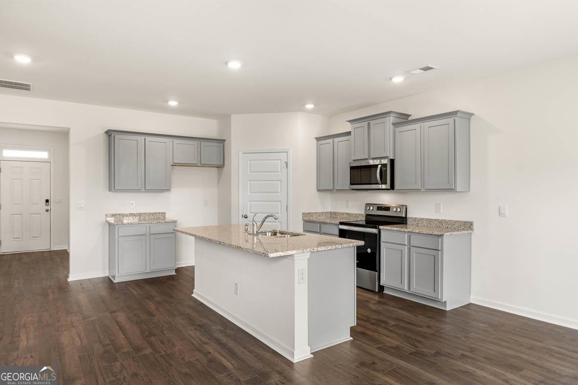 628 Whitman Lane Stockbridge - 7