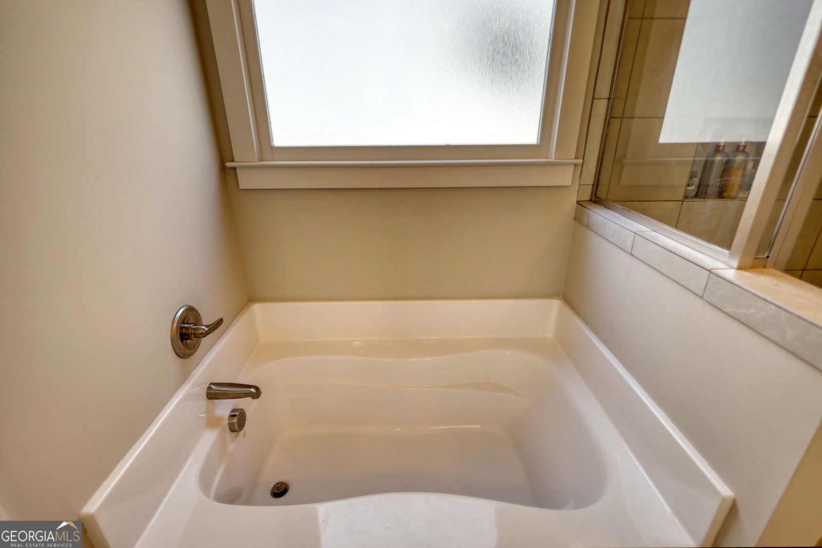 5114 Arnold Street Covington - 27
