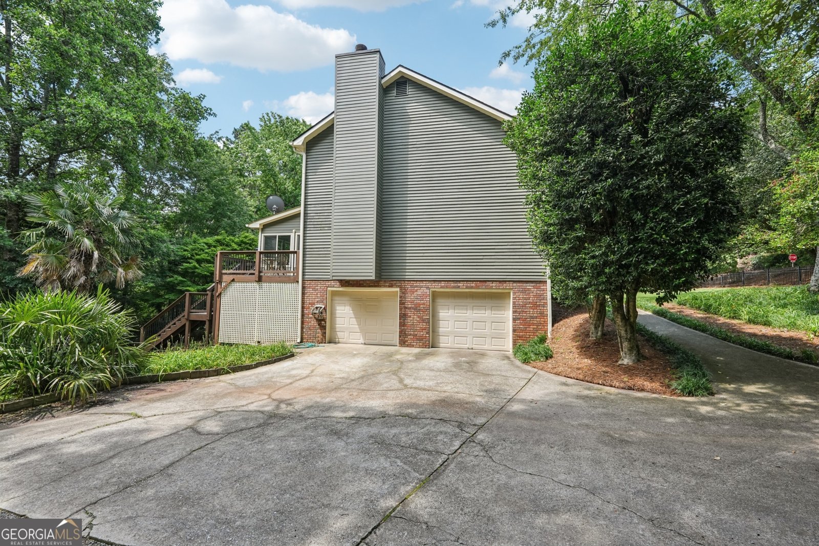 10875 Shagbark Trail Roswell - 60