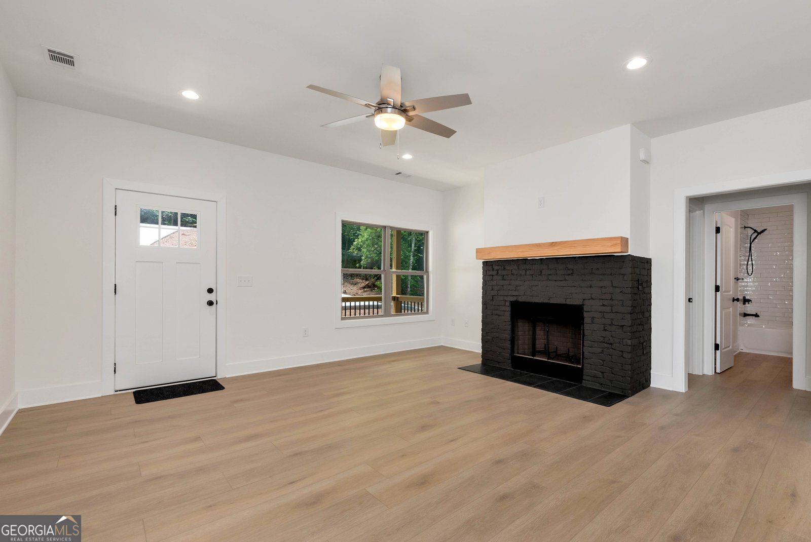 175 Tradewinds Road Cleveland - 20