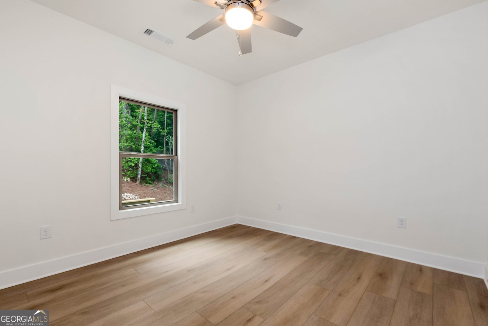 175 Tradewinds Road Cleveland - 30