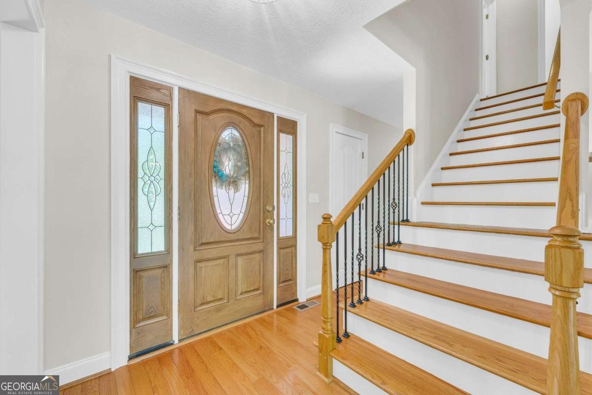 6200 Bent Tree Cove Murrayville - 65