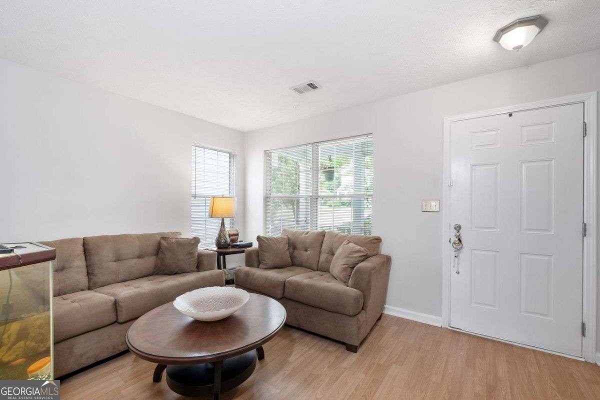 6606 COVENTRY Point Austell - 4