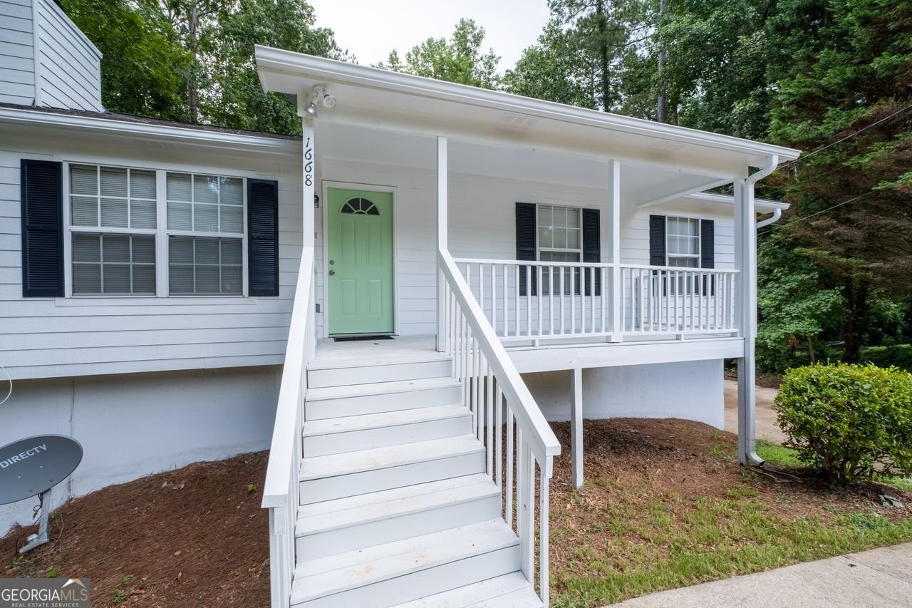 1668 INDEPENDENCE Drive Douglasville - 5