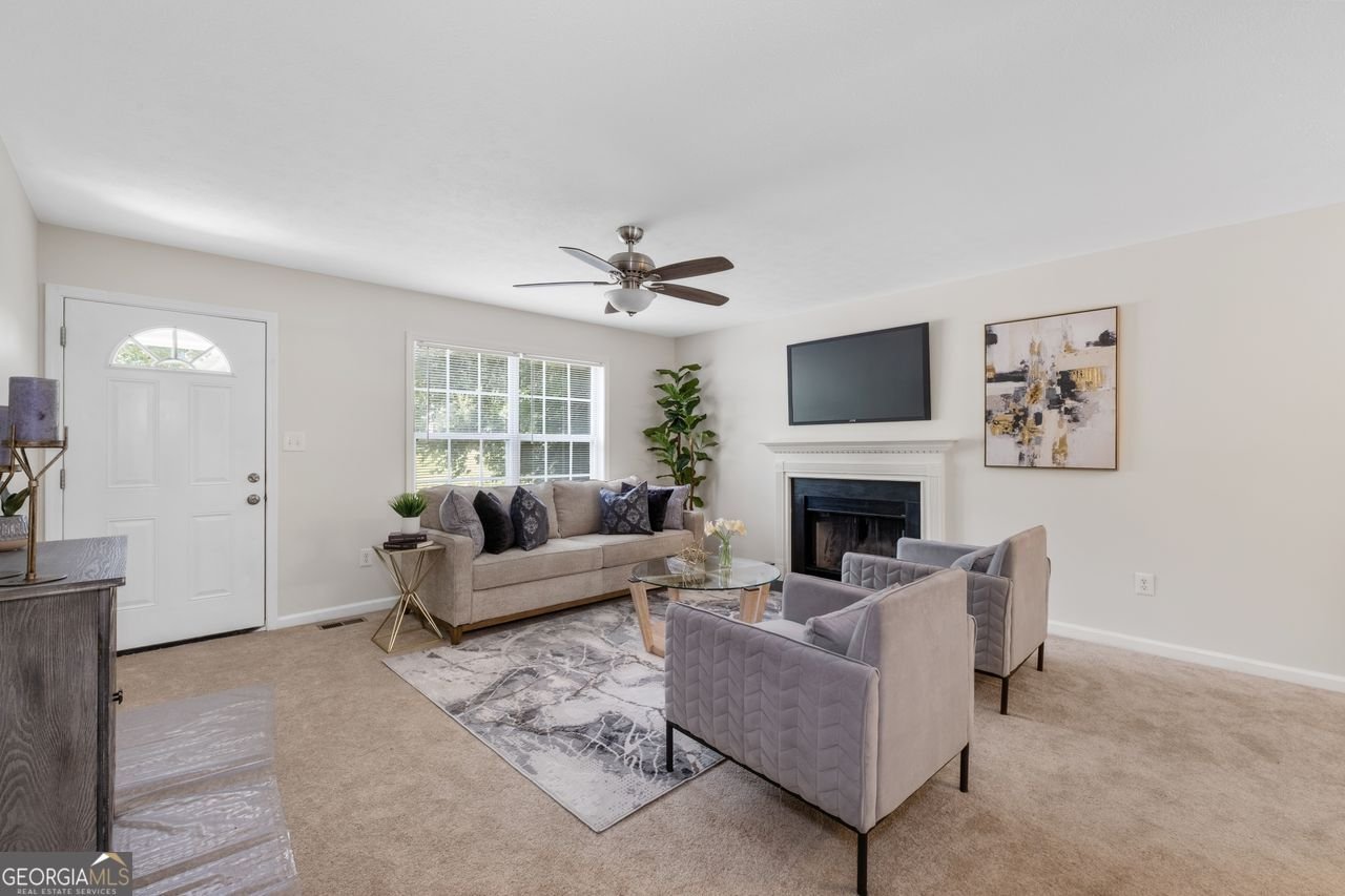 1668 INDEPENDENCE Drive Douglasville - 8