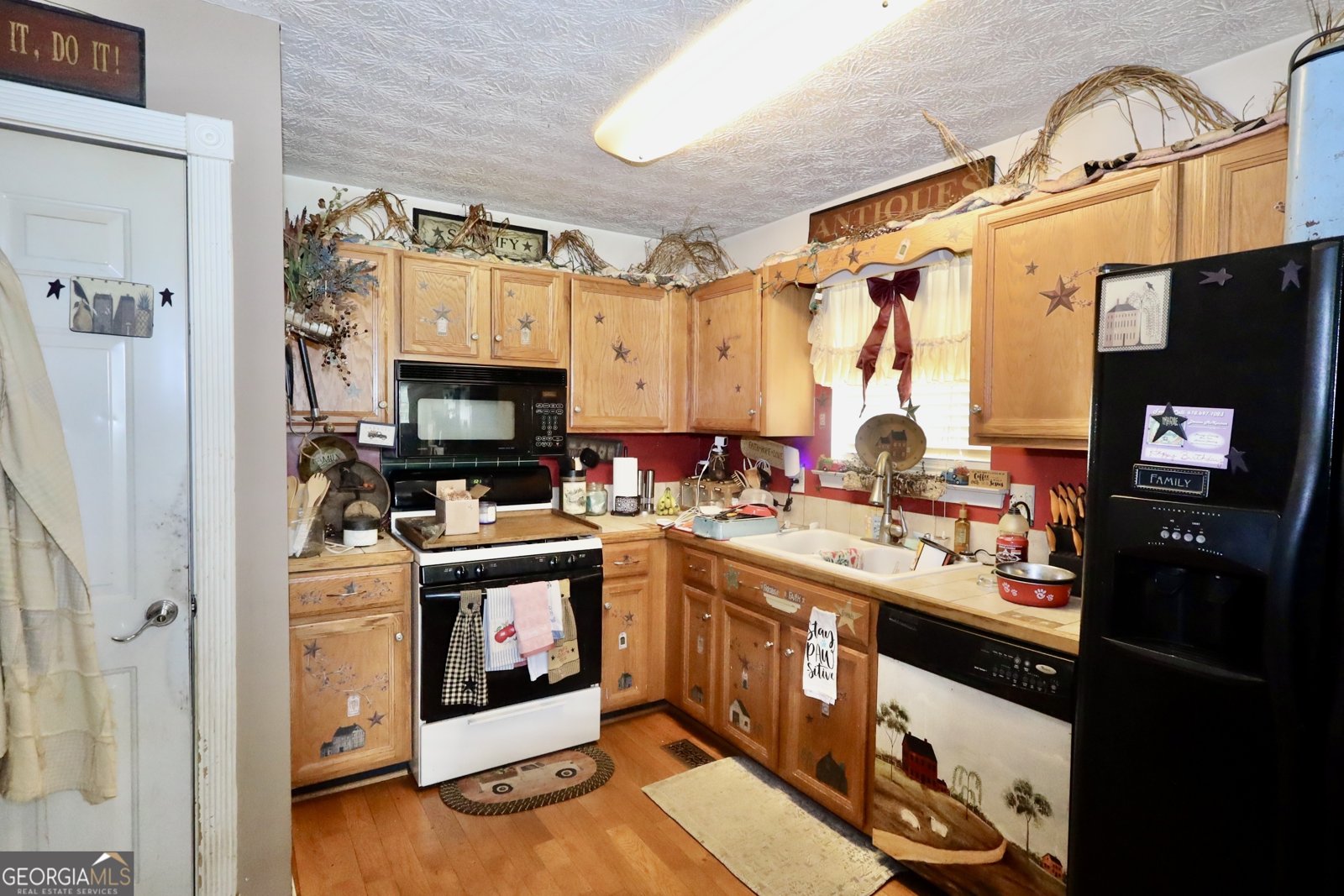 24 Lady Savannah Drive Dallas - 5