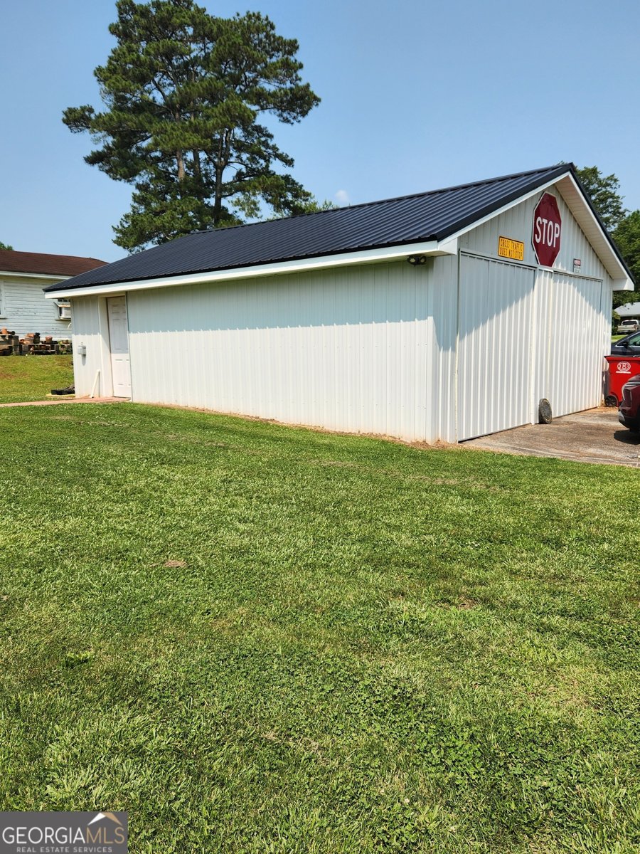 617 College Street Bowdon - 11
