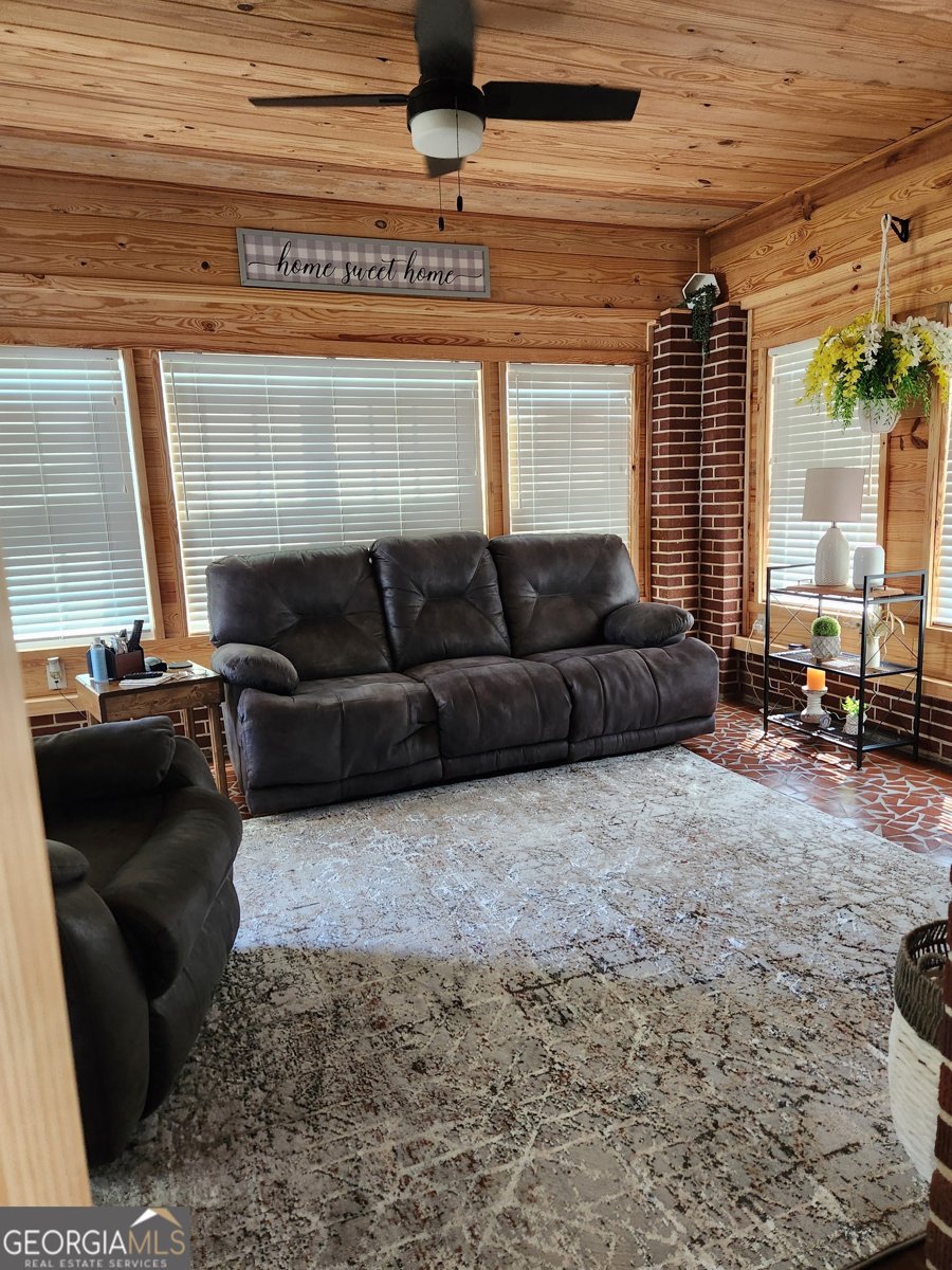 617 College Street Bowdon - 15