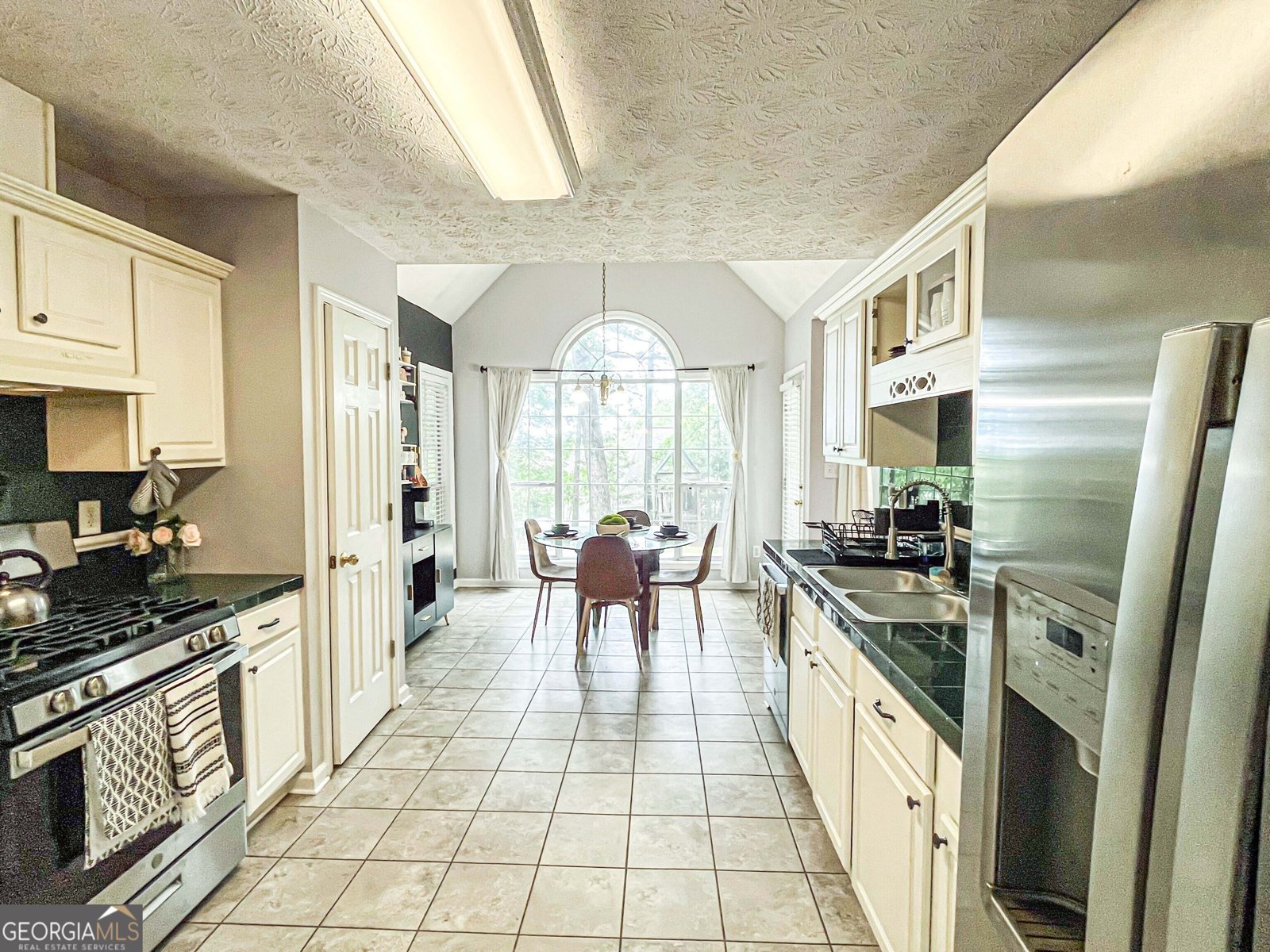 329 Royal Crescent Way Stockbridge - 14
