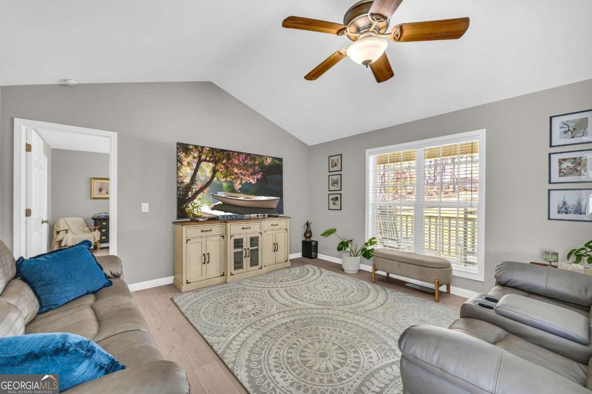 112 Barnes Circle Commerce - 7