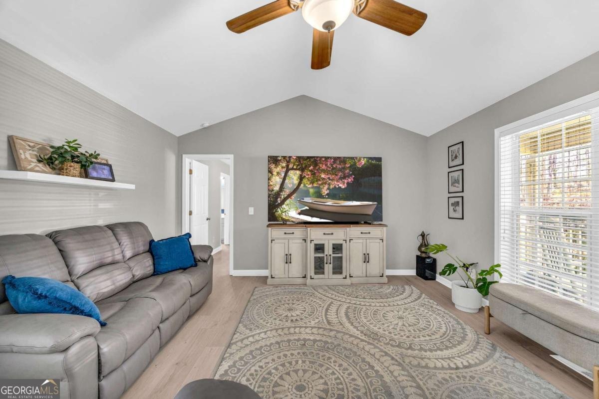 112 Barnes Circle Commerce - 8