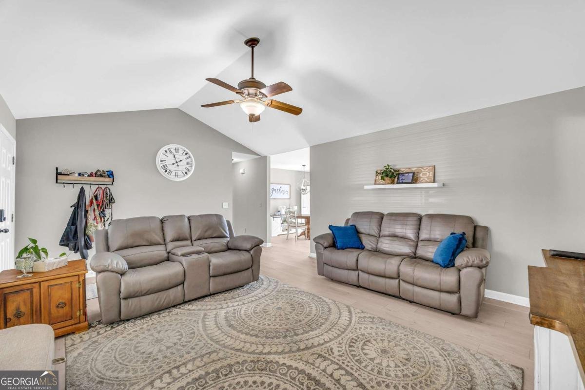 112 Barnes Circle Commerce - 9