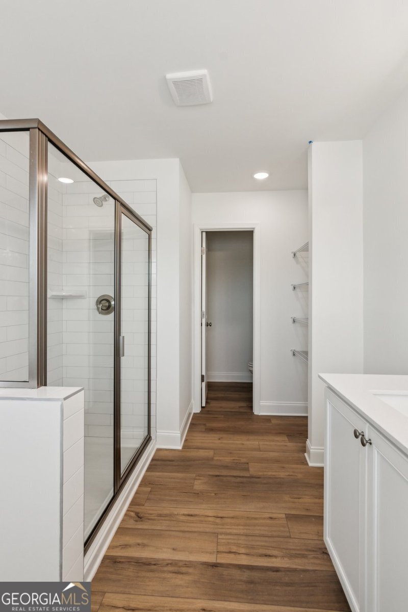 165 MILL CENTER Boulevard Athens - 20