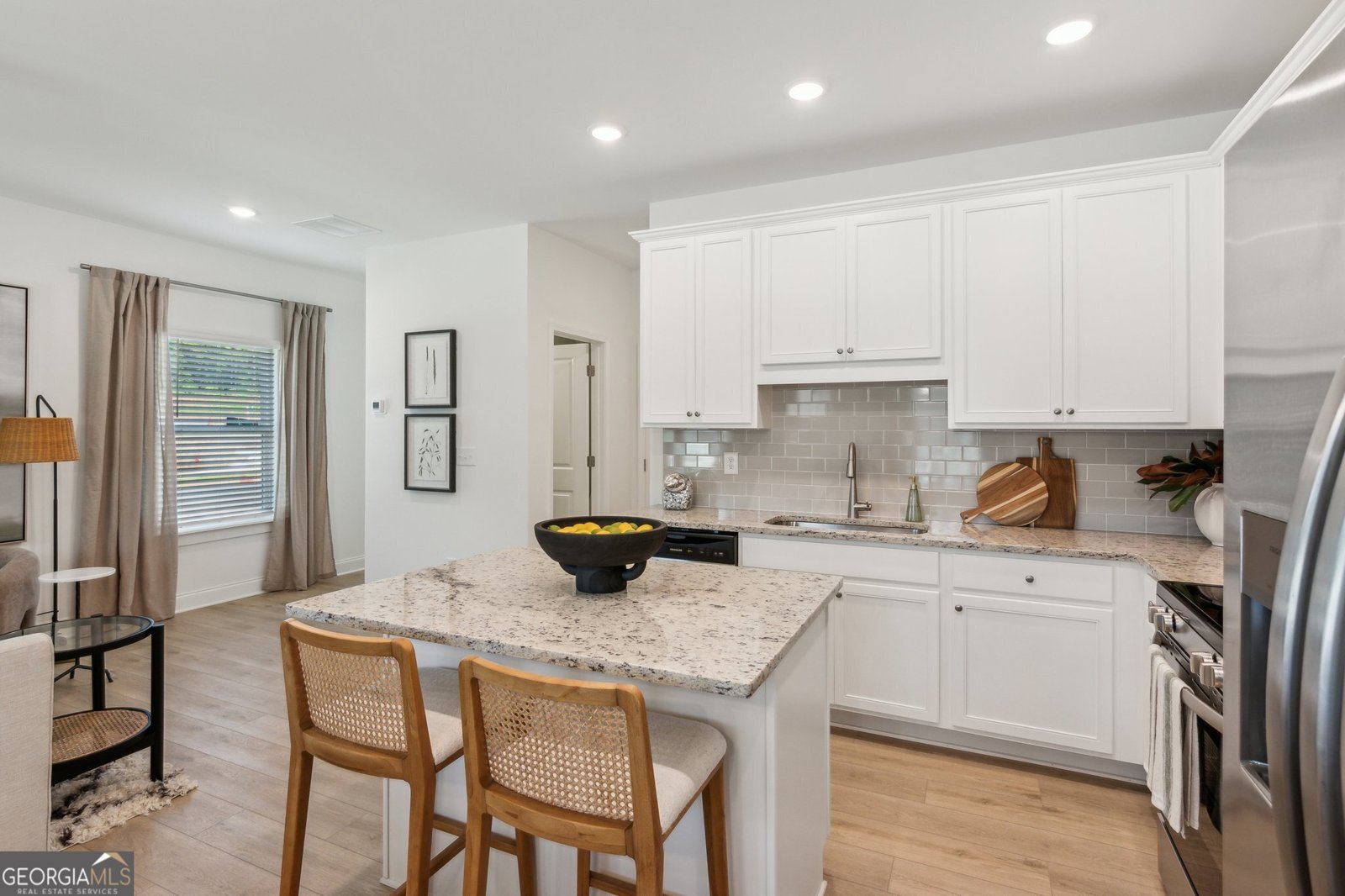 165 MILL CENTER Boulevard Athens - 31