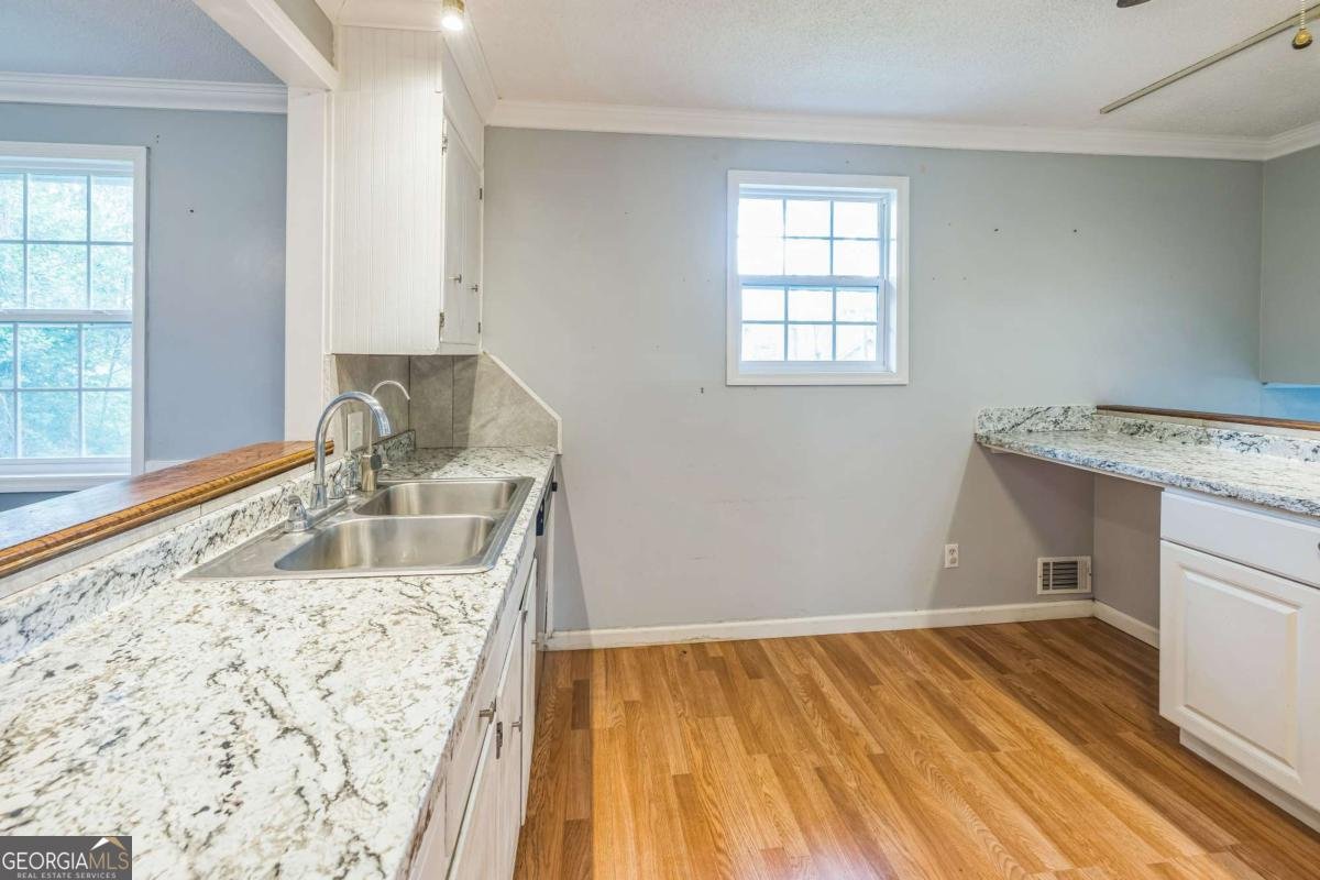 4572 Colonial Road Augusta - 12