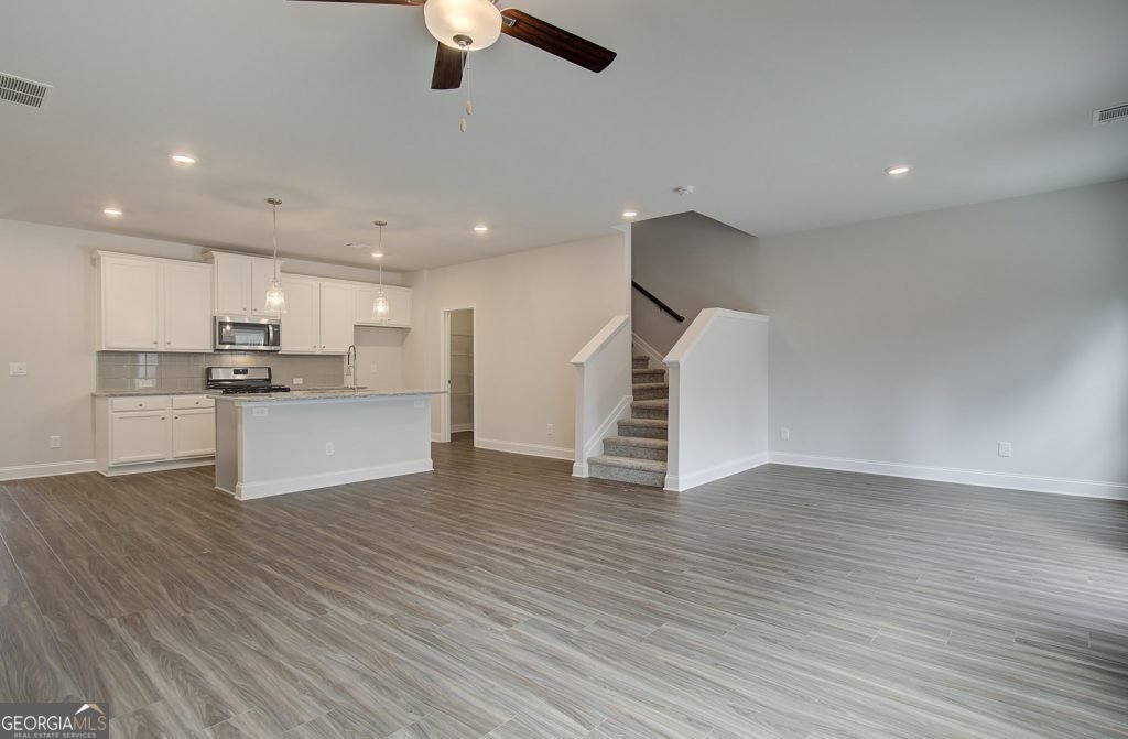 13 Butternut Way Auburn - 13