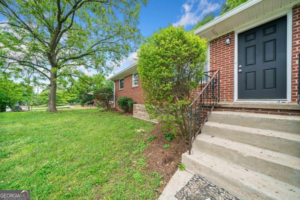2078 Olive Springs Road Marietta - 24