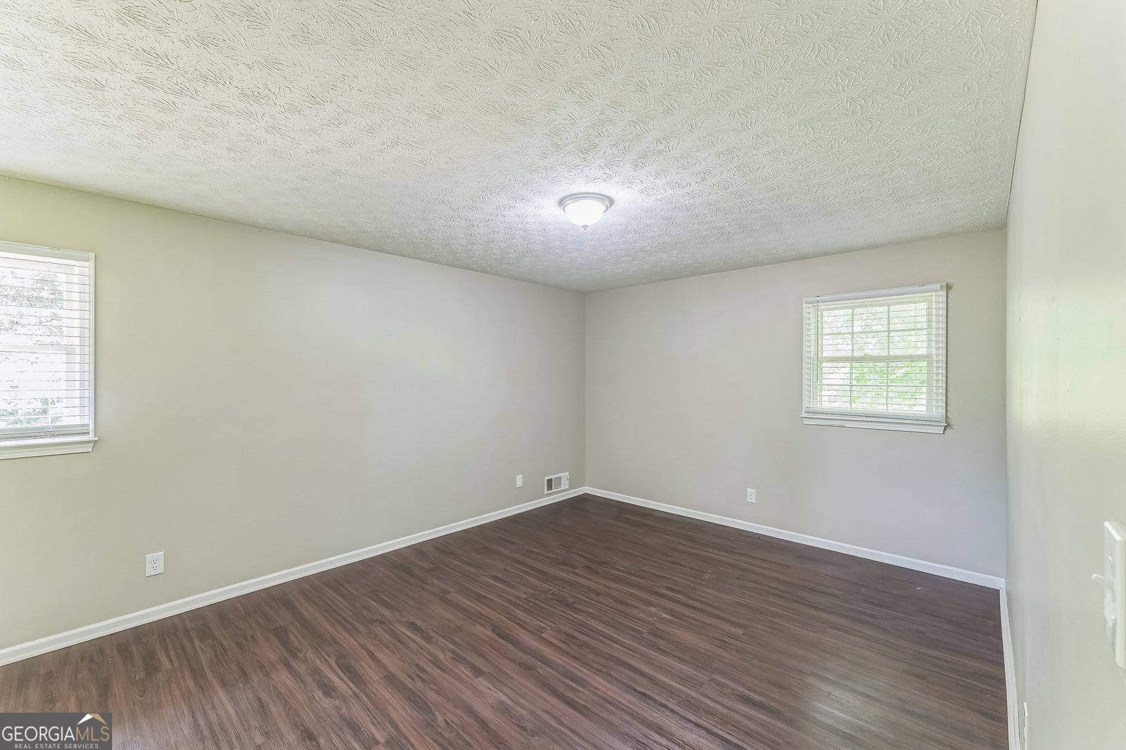195 Southmoor Circle Stockbridge - 26