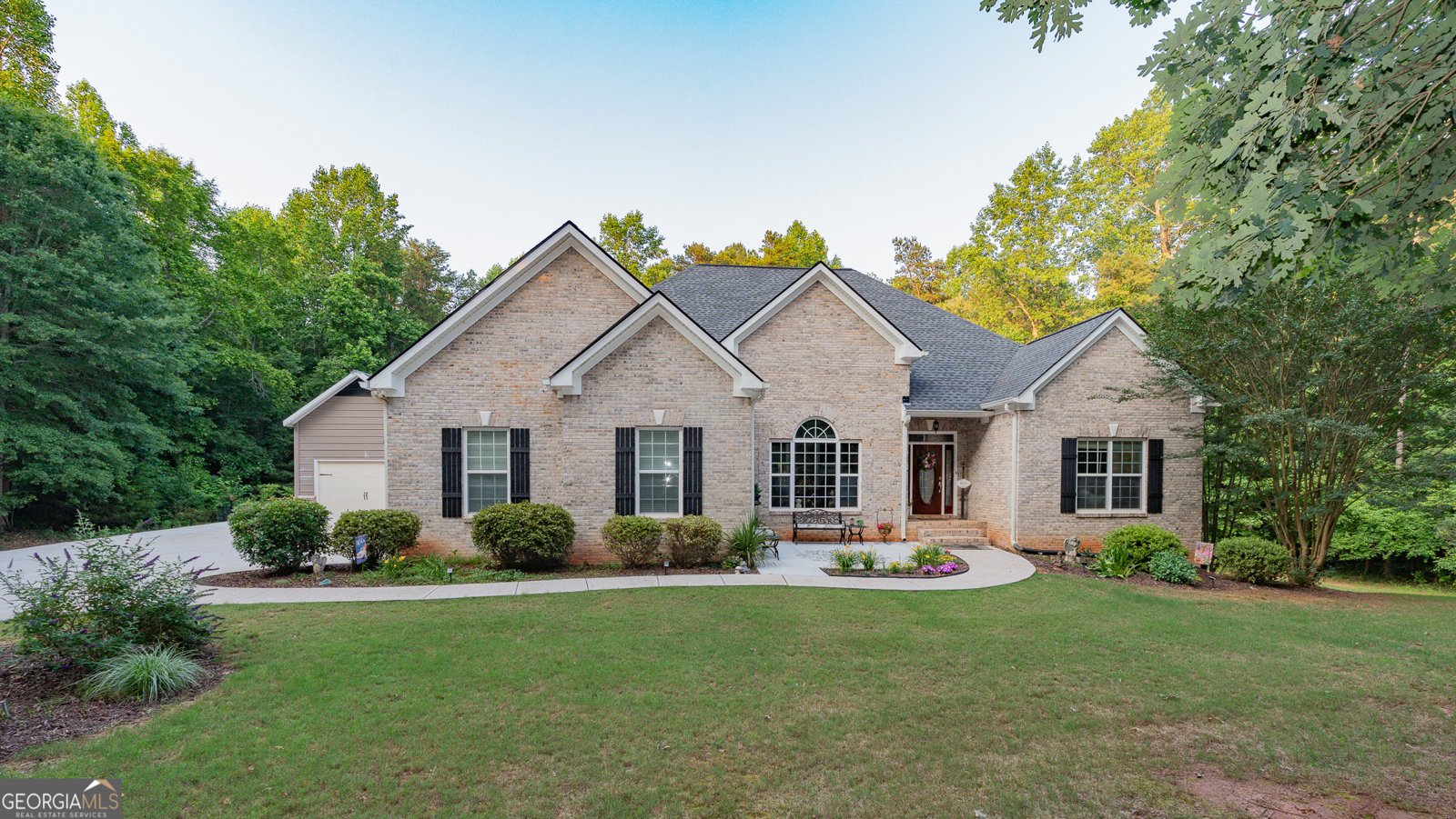 219 Periwinkle Way Pendergrass - 1
