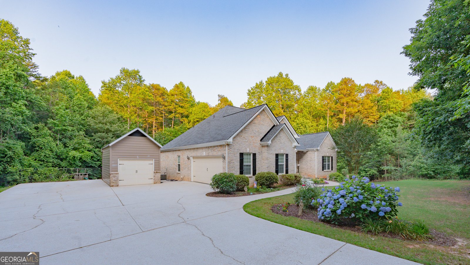 219 Periwinkle Way Pendergrass - 2