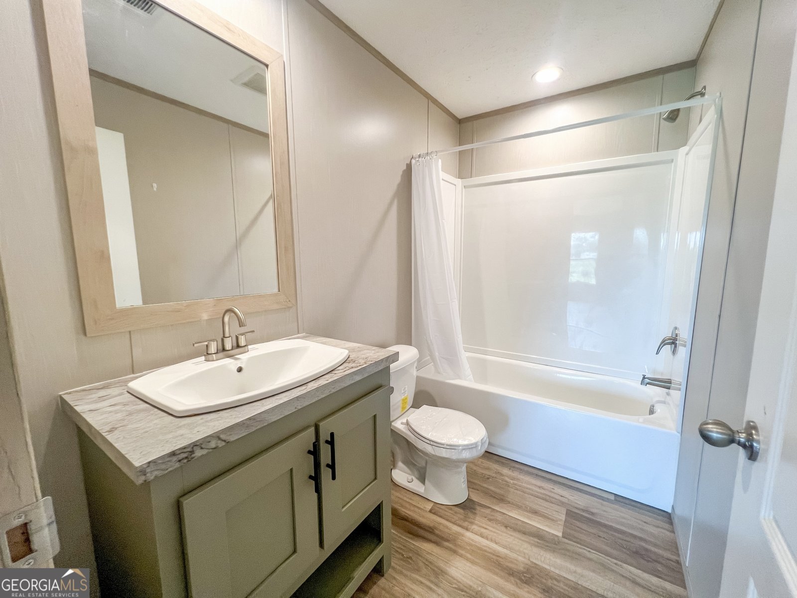 111 Candler Court Hahira - 23