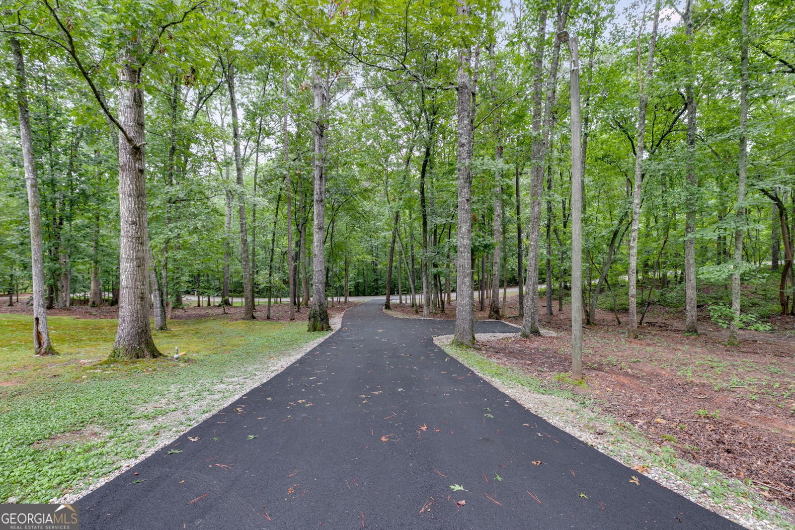 212 Teepee Trail Whitesburg - 35