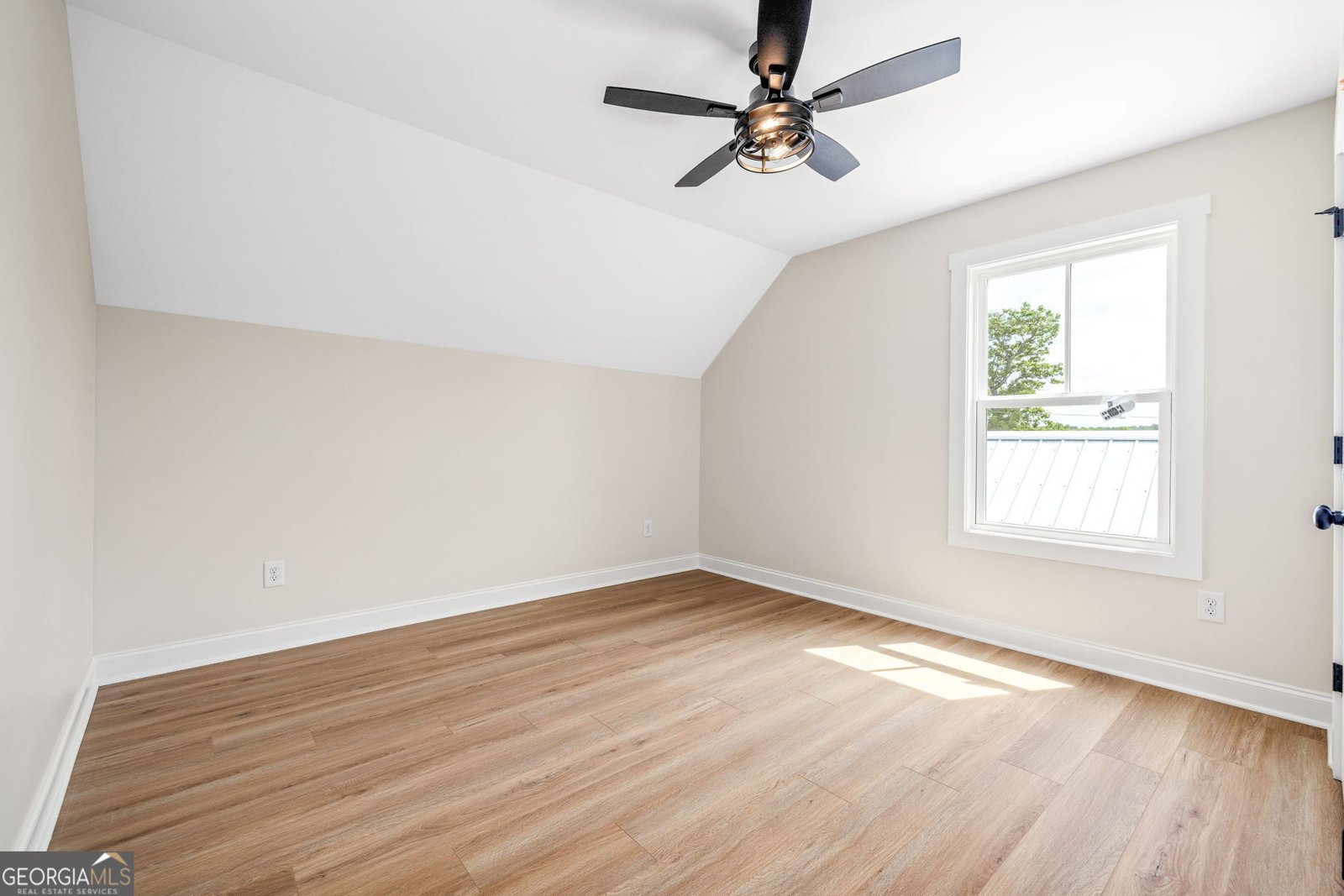 397 Roper Drive Clarkesville - 21