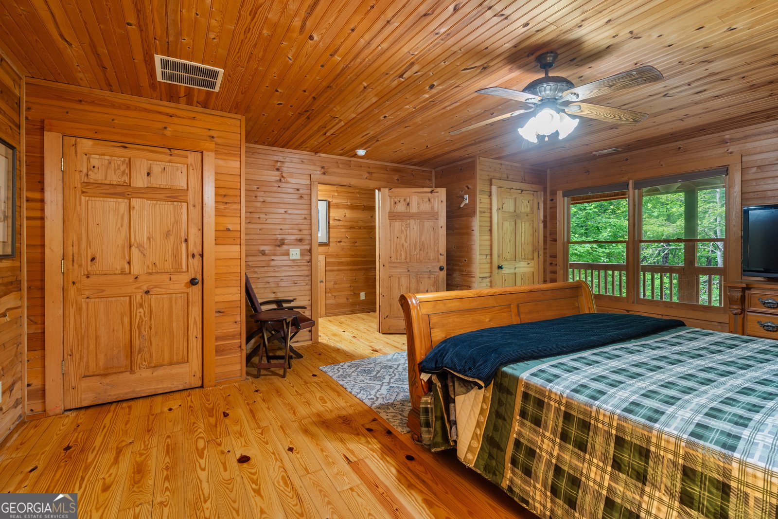 1056 Sweetwater Drive Clarkesville - 27