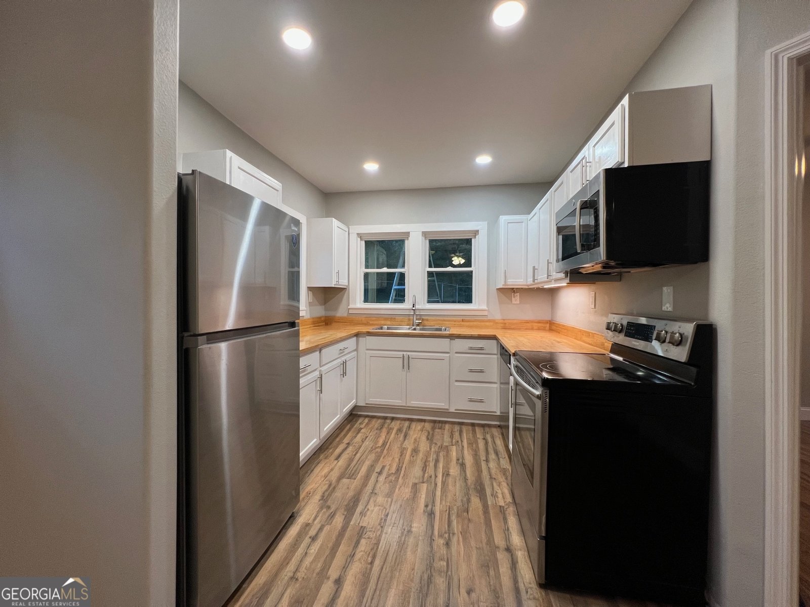 823 Schmidt Rossville - 18