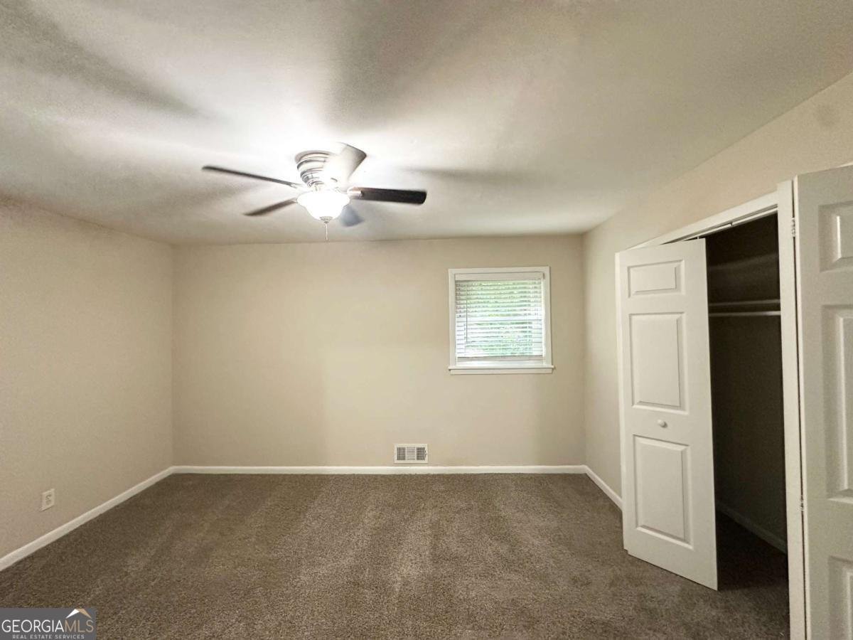 3158 Wisteria Way East Point - 13