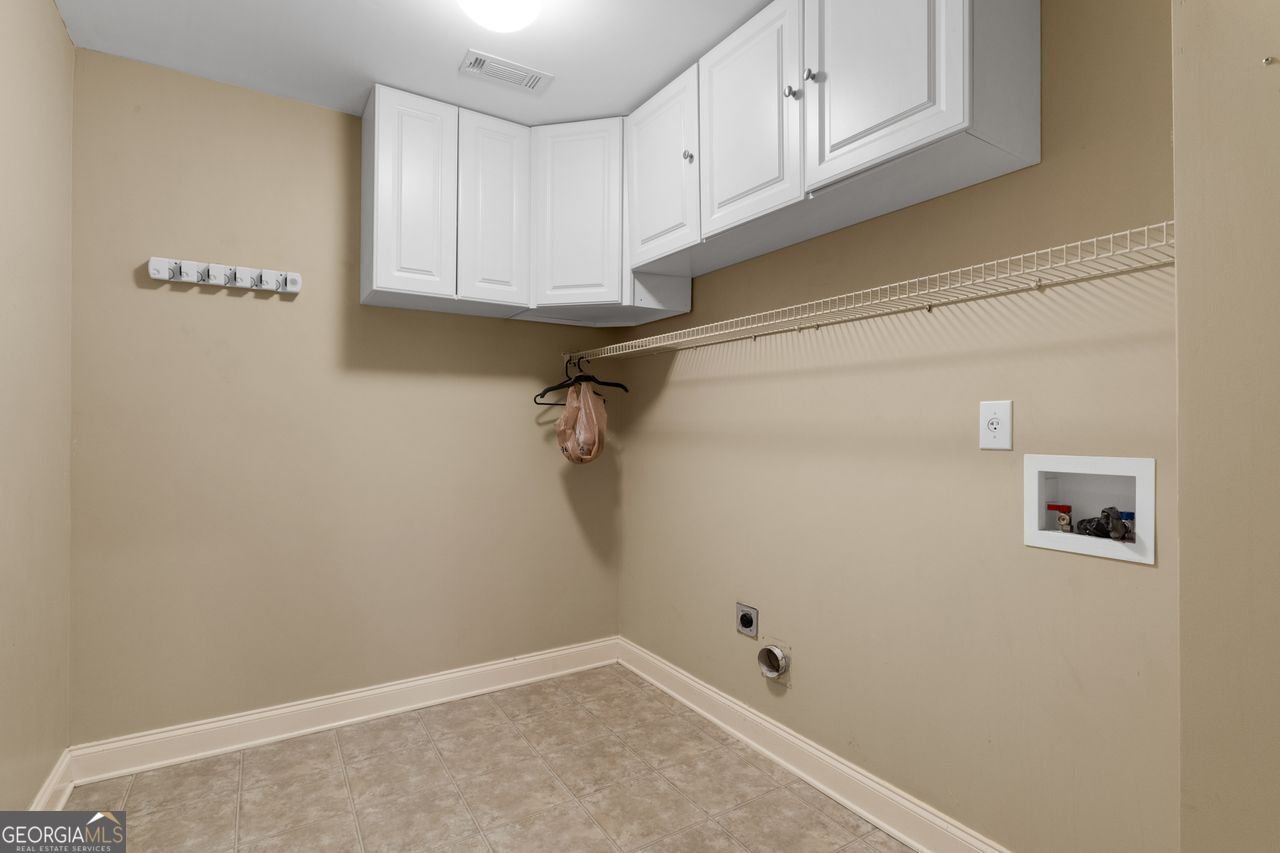 3717 SHADY MAPLE Drive Stonecrest - 25