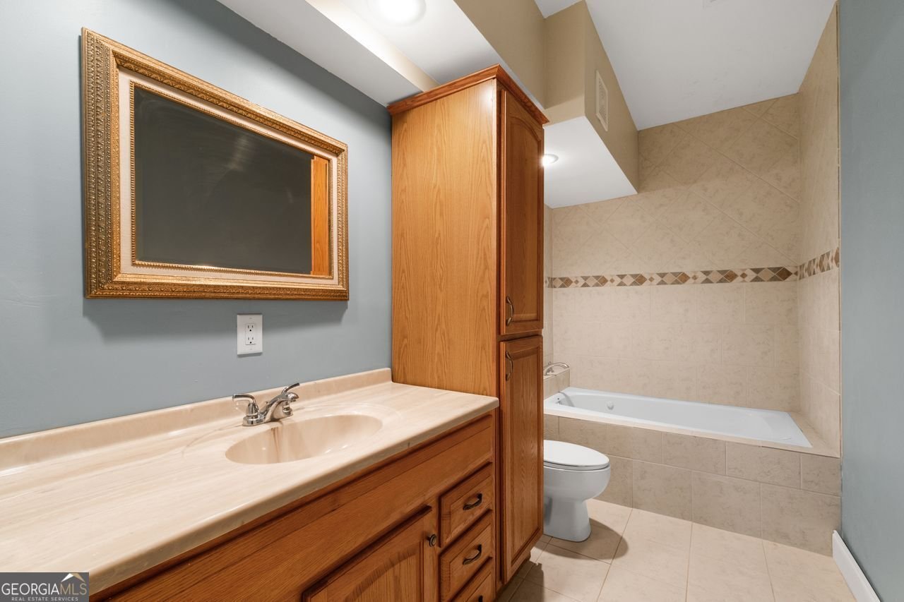 3717 SHADY MAPLE Drive Stonecrest - 37