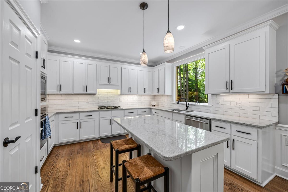 192 Barrington Hall Drive Macon - 23