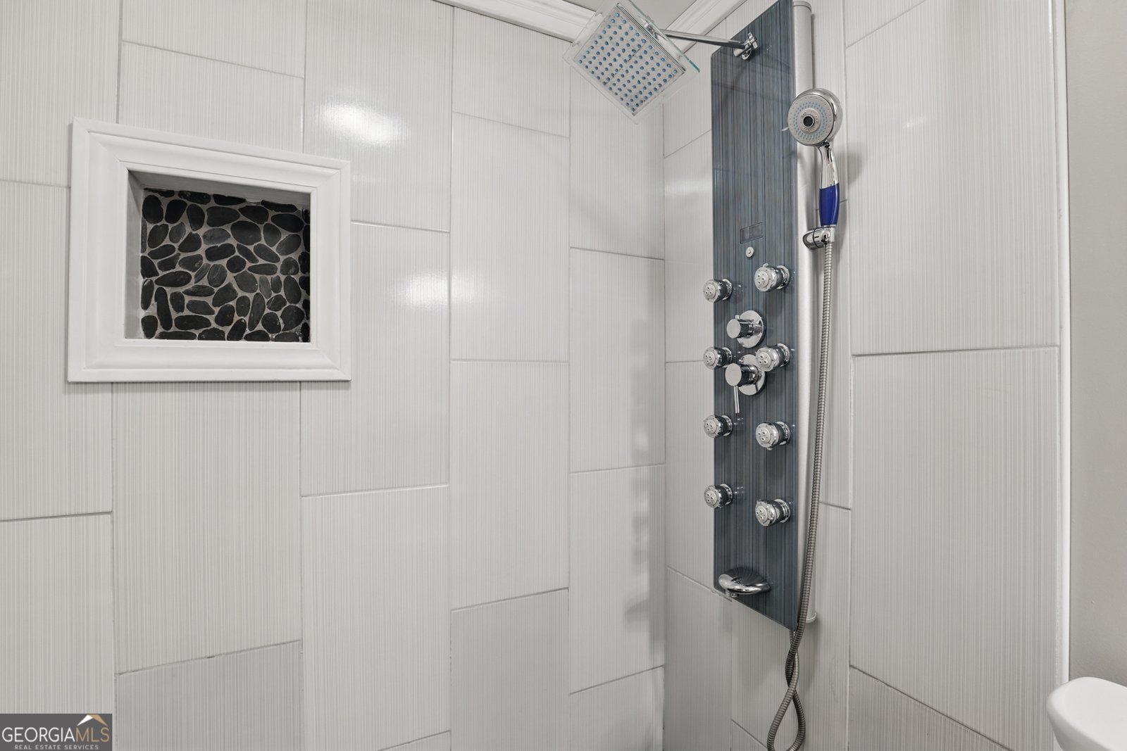 251 Shakespeare Drive Clayton - 19